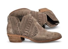 Stivaletti donna traforati